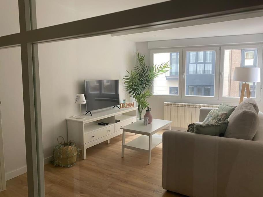 Apartamento A Estrenar En Centro Gijon. Fibra-Tv Exterior foto